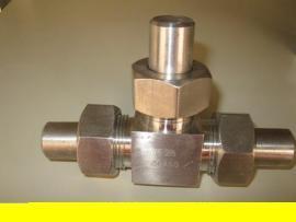 焊接式管接头、液压管接头、高压接头 选购指南与金永鑫液压设备配件解析